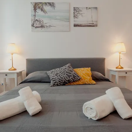 アパート Bauhaus Literary *