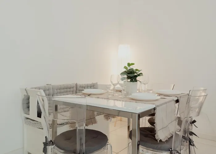 Bauhaus Literary Appartement *